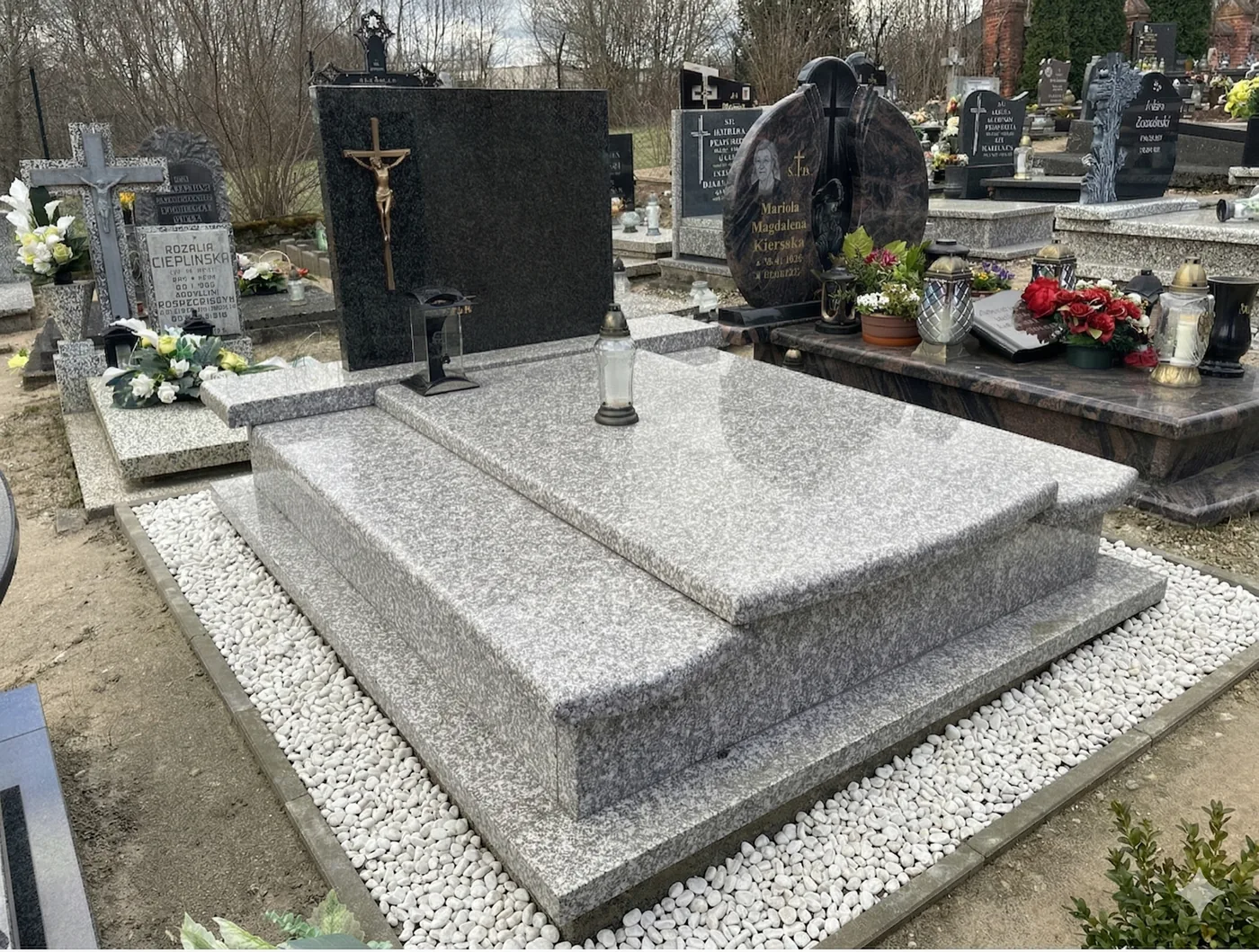Nagrobek podwójny — Granit Brąz Królewski i Impala
